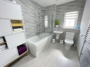 Winterbourne Gardens- click for photo gallery